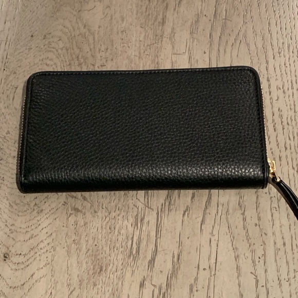 Tory Burch Marsden Zip Continental Wallet - Picture 6 of 6